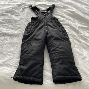 Hawke & Co snowsuit toddler size 2t like new